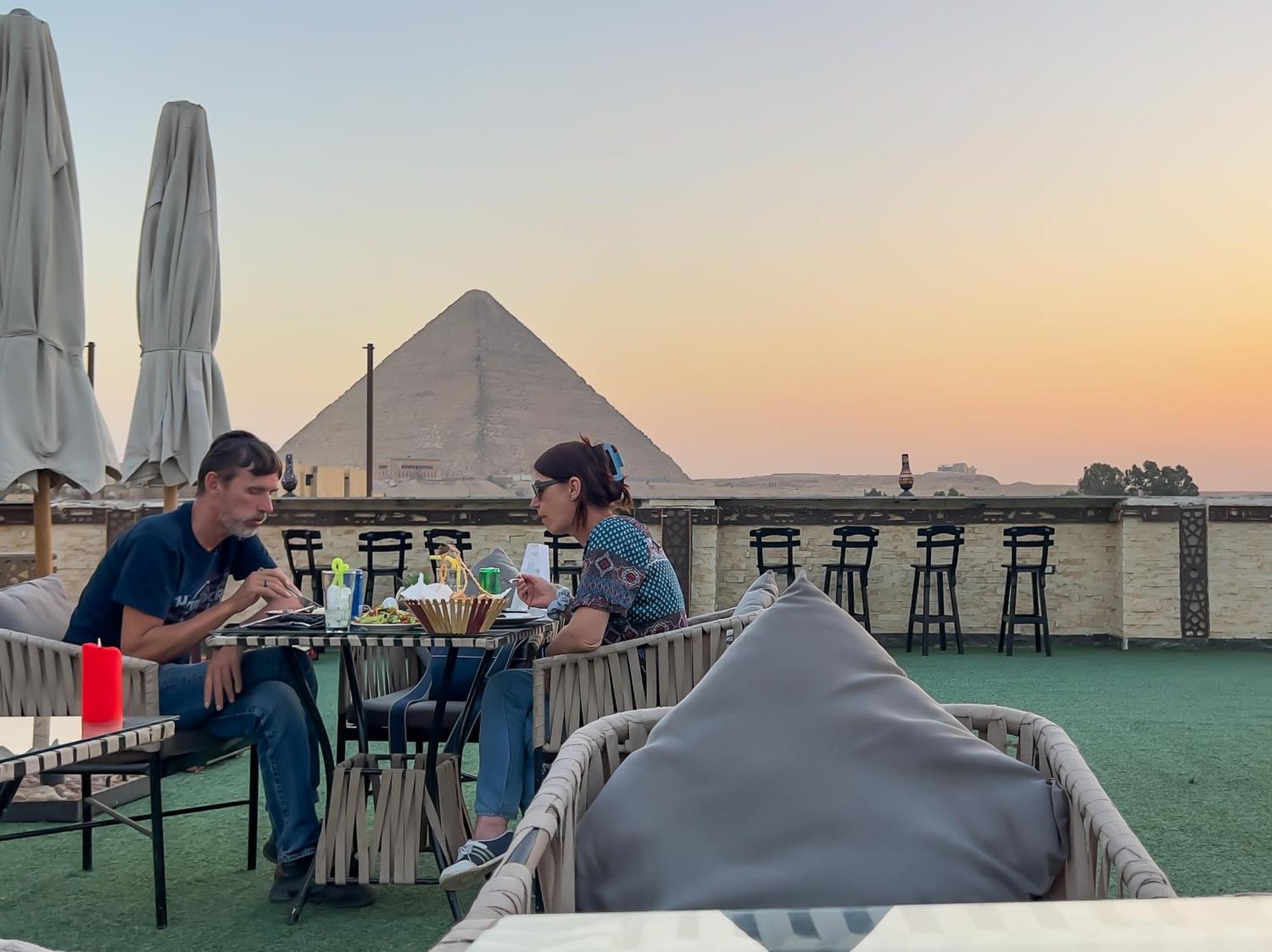 Master Pyramids Hotel Al Kawm al Akhdar エクステリア 写真