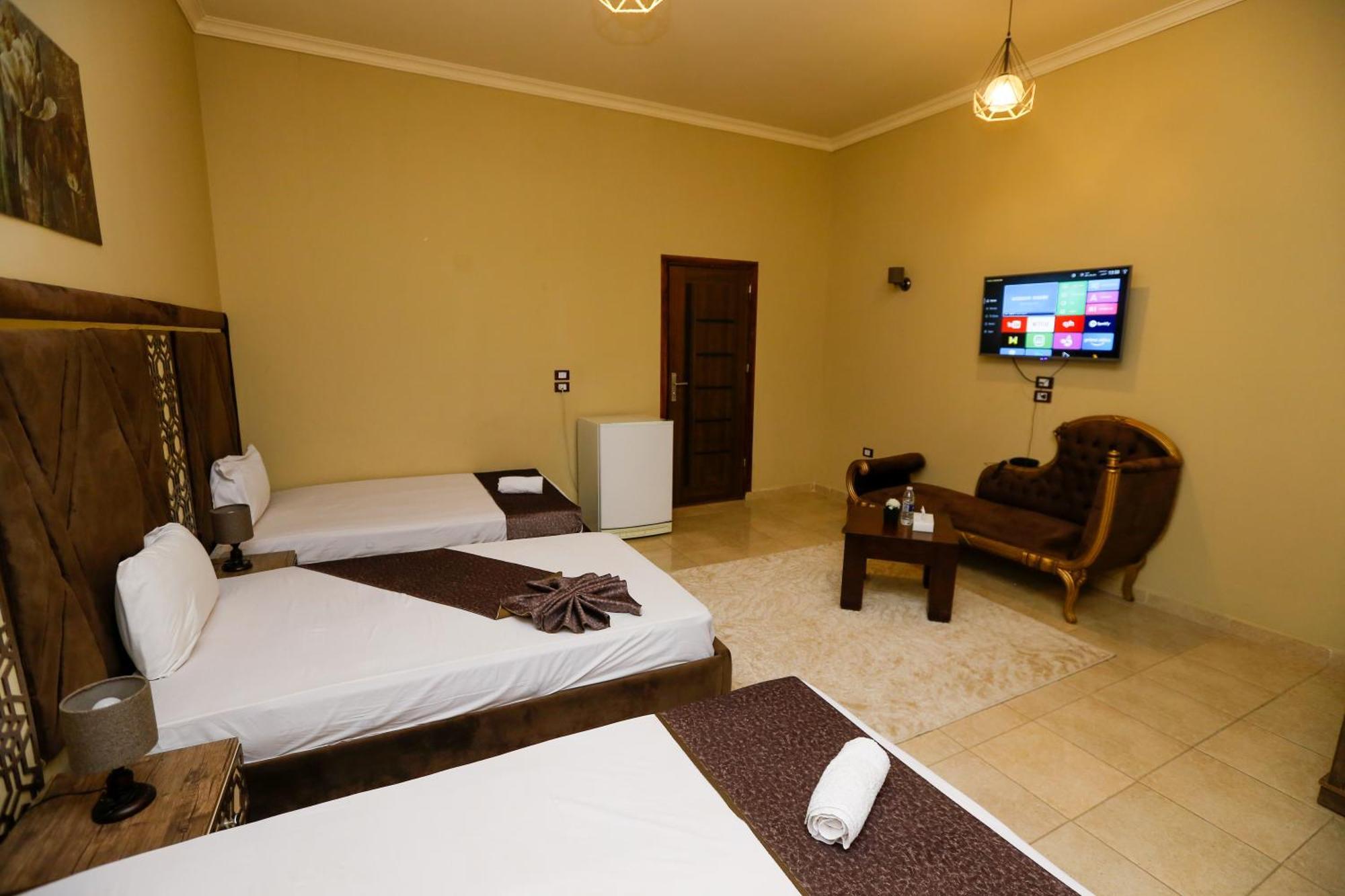 Master Pyramids Hotel Al Kawm al Akhdar エクステリア 写真