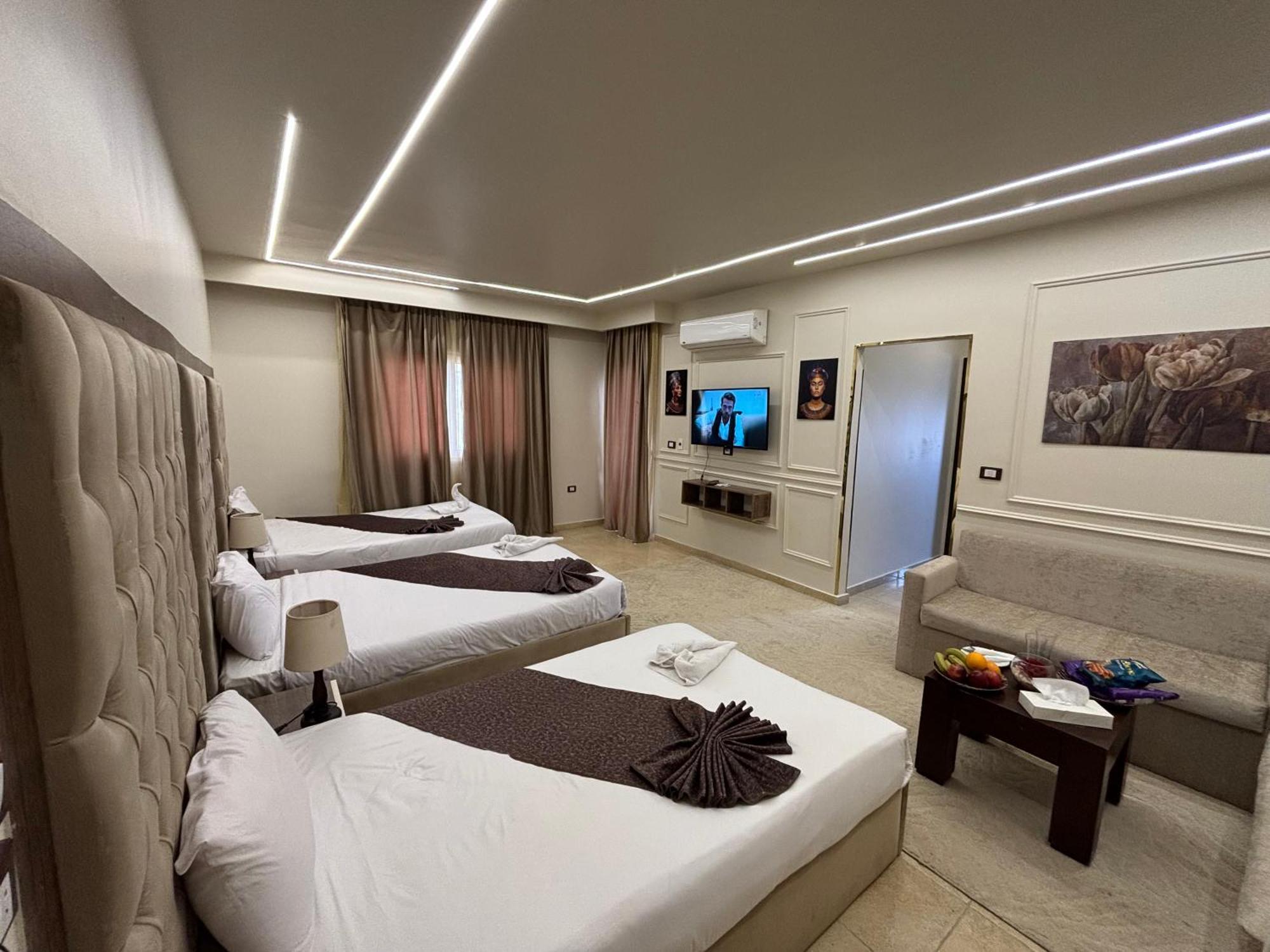 Master Pyramids Hotel Al Kawm al Akhdar エクステリア 写真