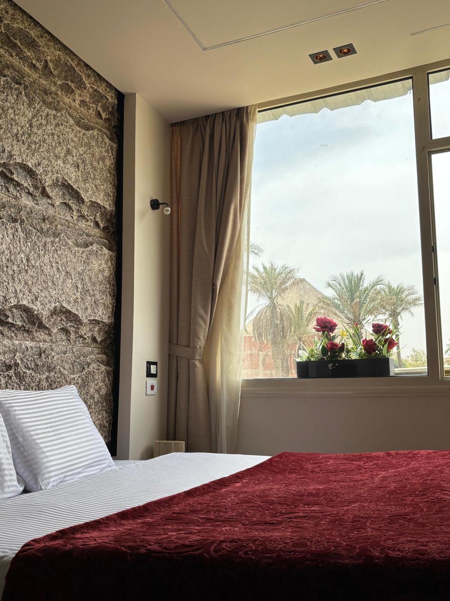 Master Pyramids Hotel Al Kawm al Akhdar エクステリア 写真